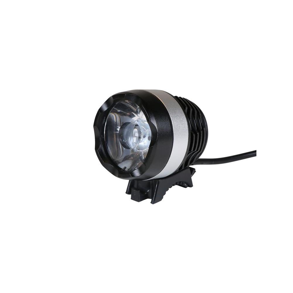 PHARE XP-G LED AVEC PACK BATTERIE 500 LUMENS DRESCO. Expert en composants automobiles, BABACAR FRANCE propose une sélection premium de pièces détachées à prix compétitifs. La plateforme assure une livraison rapide et un service client disponible pour tout conseil technique. La satisfaction client est garantie avec un support après-vente réactif.