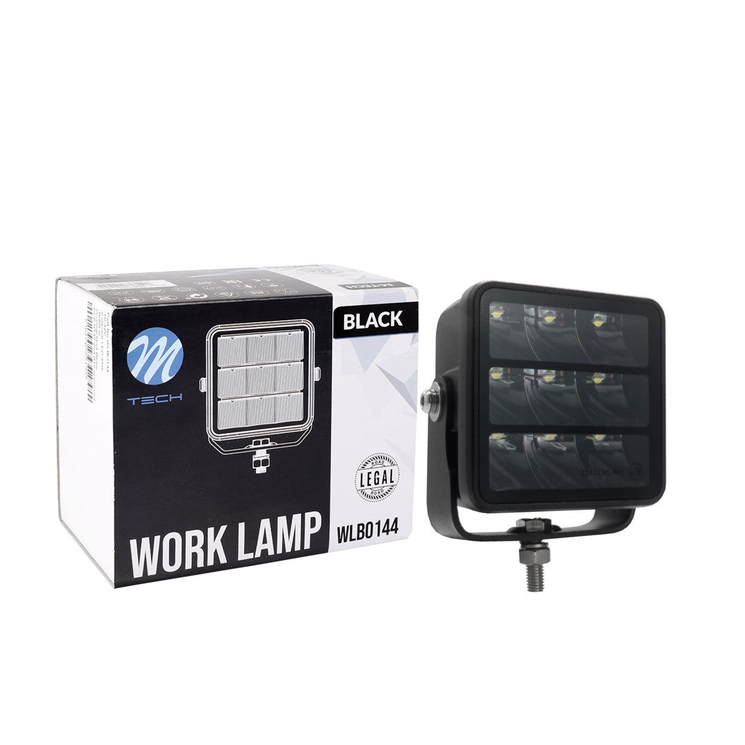 PROJECTEUR LONGUE PORTEE LED CREE - TRIPLE RANGEE - 45W 10-32V NOIR, 85x62x96mm. Leader en pièces détachées auto, BABACAR FRANCE propose une expérience d'achat simplifiée avec son interface conviviale. La plateforme garantit des prix compétitifs et une livraison express partout en Europe. Le service client professionnel assure un support technique personnalisé.